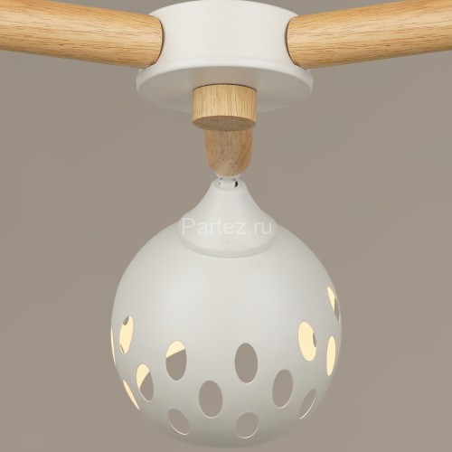 Потолочная люстра Reluce 04369-0.3-03 WT