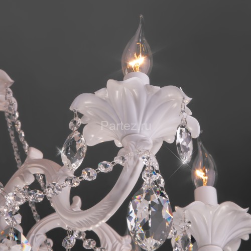 Подвесная люстра Eurosvet 10108/5 белый