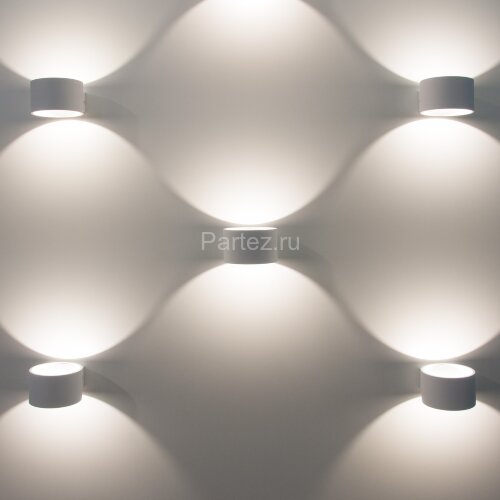 Настенный светильник Elektrostandard MRL LED 1045 белый