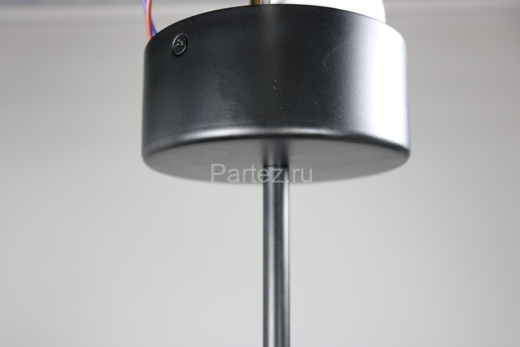 Потолочная люстра Zortes ZRS.01243.06