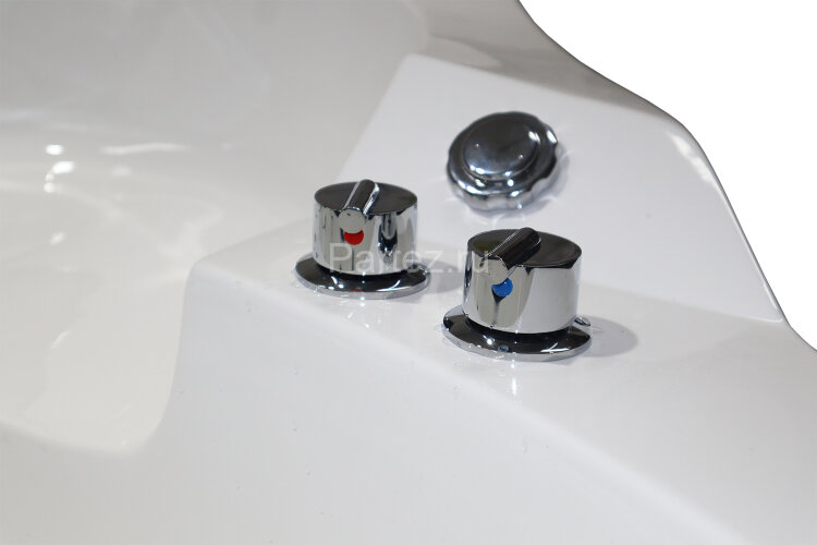 Ванна акриловая Loranto 1550х1550х750 угловая, с гидромассажем, для двух персон (CS-831N)